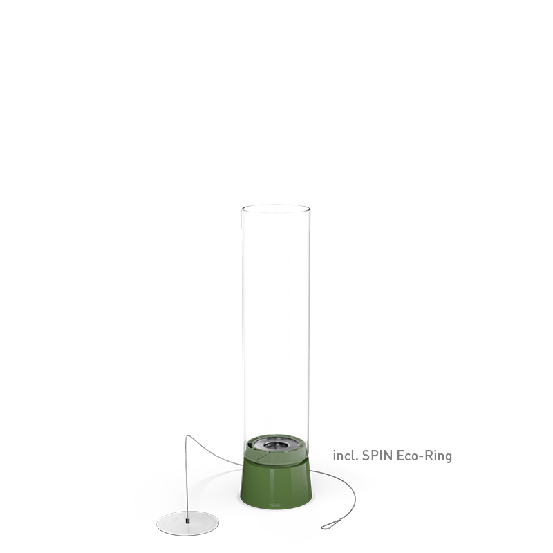 SPIN air 900 Feu de Table émail vert Une base verte avec un cylindre en verre, le 00818 SPIN air 900 Feu de Table Emaille Green, complète le moment avec son design réfléchi.