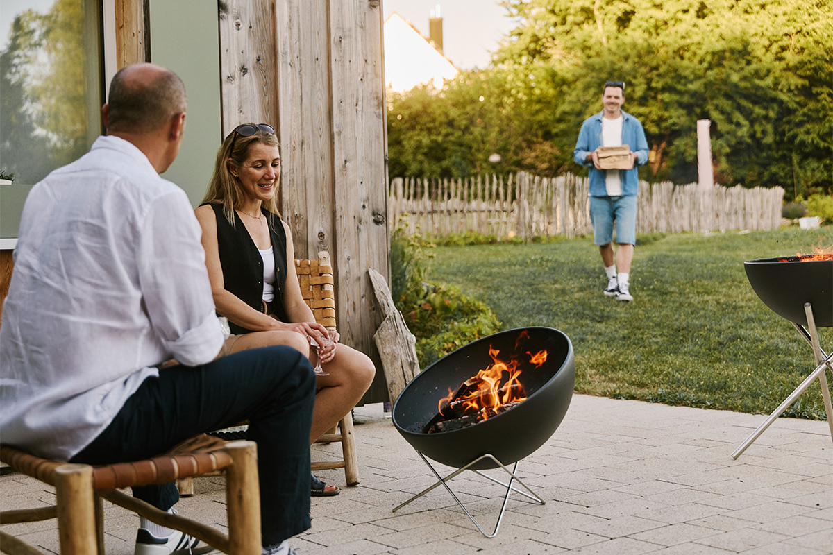 BOWL 57 Feuerschale mit Sternfuß BOWL 57 Feuerschale mit Sternfuß