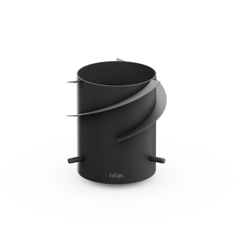 SPIN 1500 Vleugelbehuizing zwart Een zwart stalen bak met een gebogen ontwerp, verrijkt door de aanwezigheid van de 00643 Spin 1500 vleugellichaam in zwart, dat ontwerp combineert met nut.