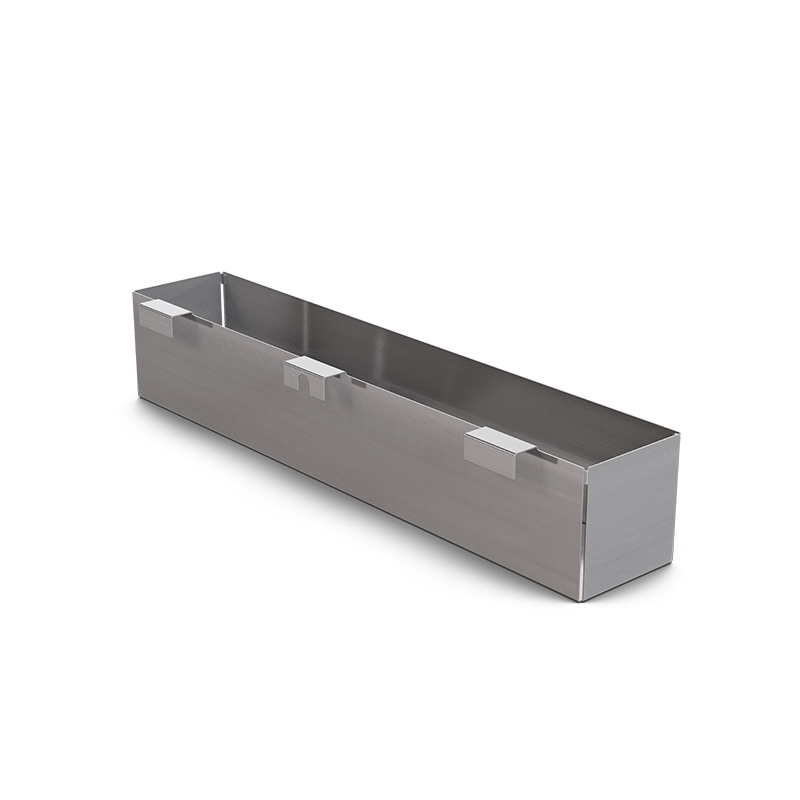 FIRE KITCHEN Tool Box Eine Darstellung einer rechteckigen Edelstahlbox mit der 00830 Fire Kitchen Tool Box als zentralem und zweckmäßigem Element.