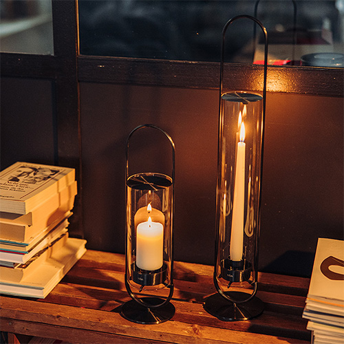 examples of product customisation with the oval candle