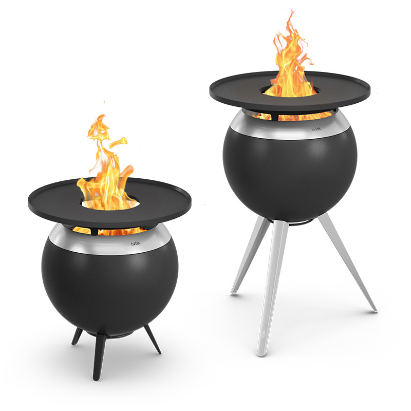 A depiction of the MOON 45 Firebasket showing its high and low variant with a plancha on it