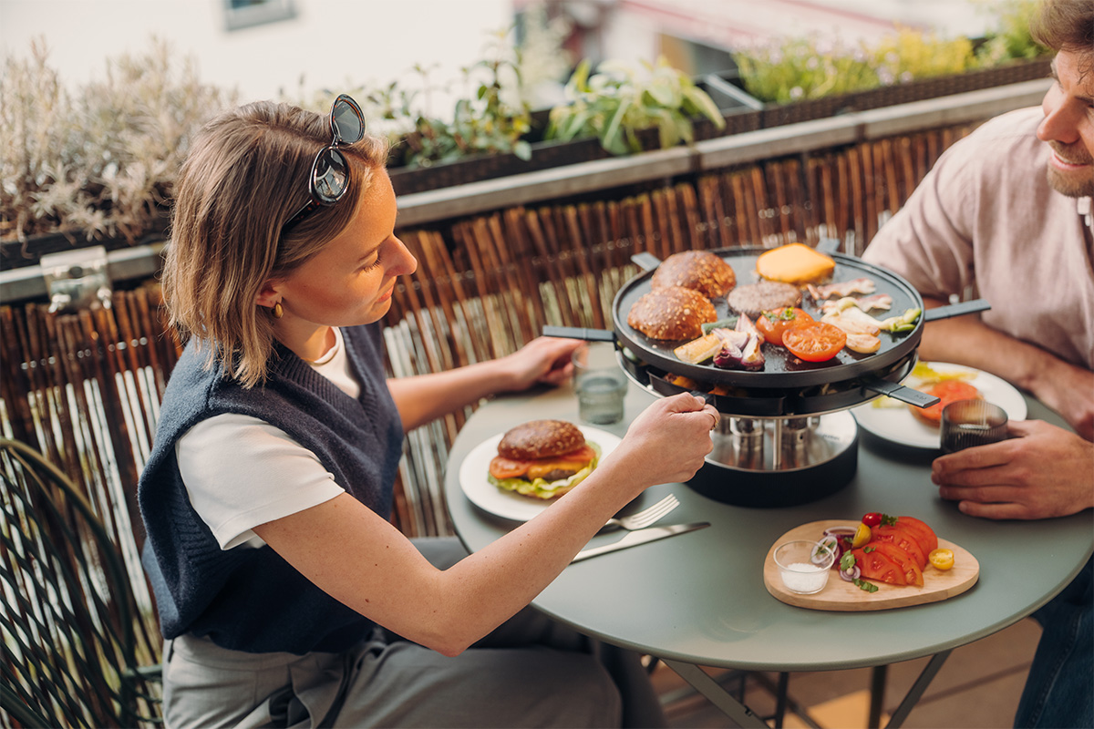 CIRCLE 35 Tabletop Grill Pro CIRCLE 35 Tabletop Grill Pro