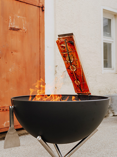 höfats - Bowl 57 Fire bowl, with wire base