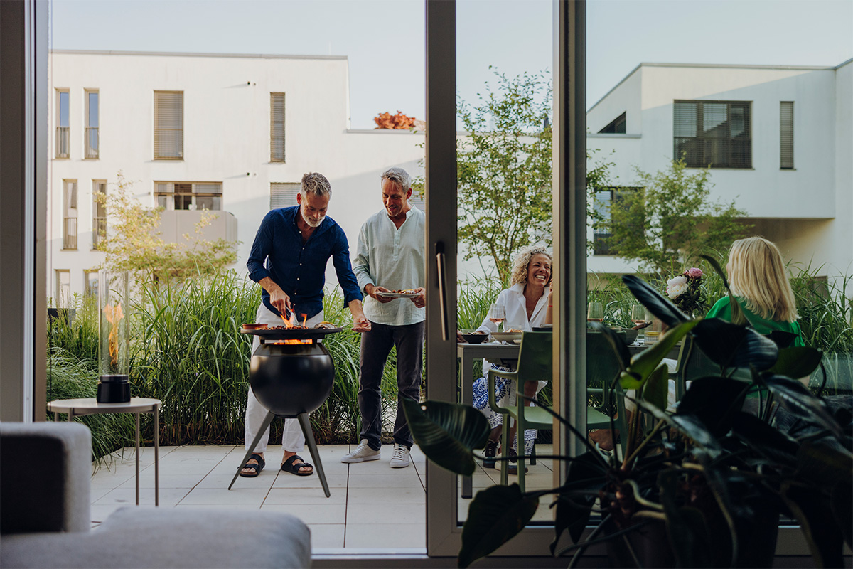 MOON 45 all black Plancha-Grillset hoch