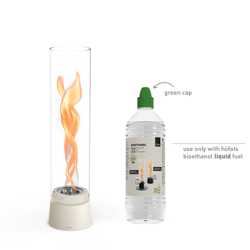 SPIN air 900 Tischfeuer creme Studiobild, daneben Bioethanol flüssig Studiobild