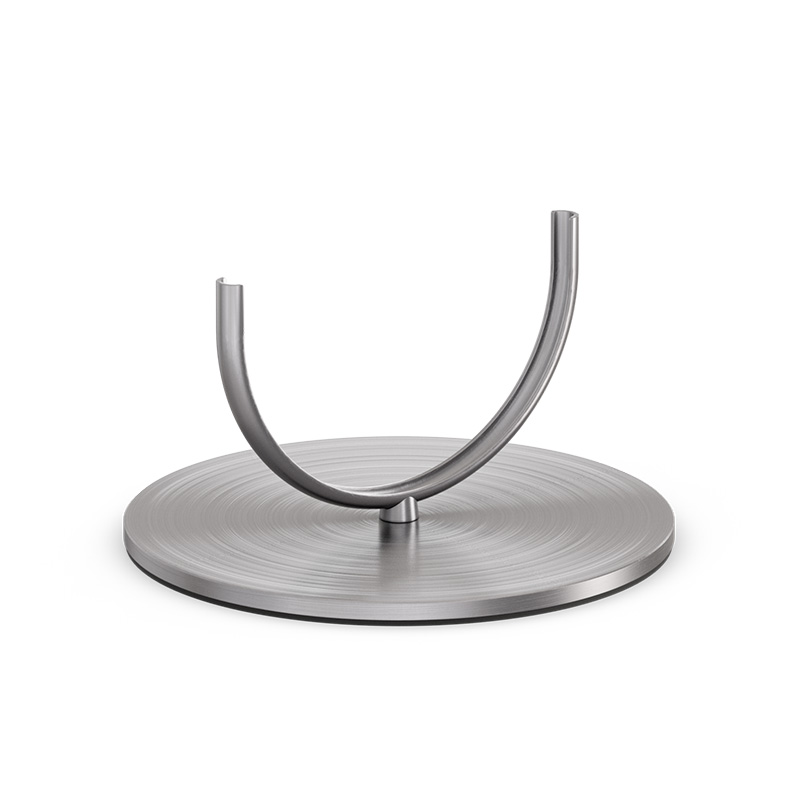 OVAL CANDLE 55 Base argent Cette image montre un support métallique avec une base circulaire, avec le cylindre en verre OVAL CANDLE 55.