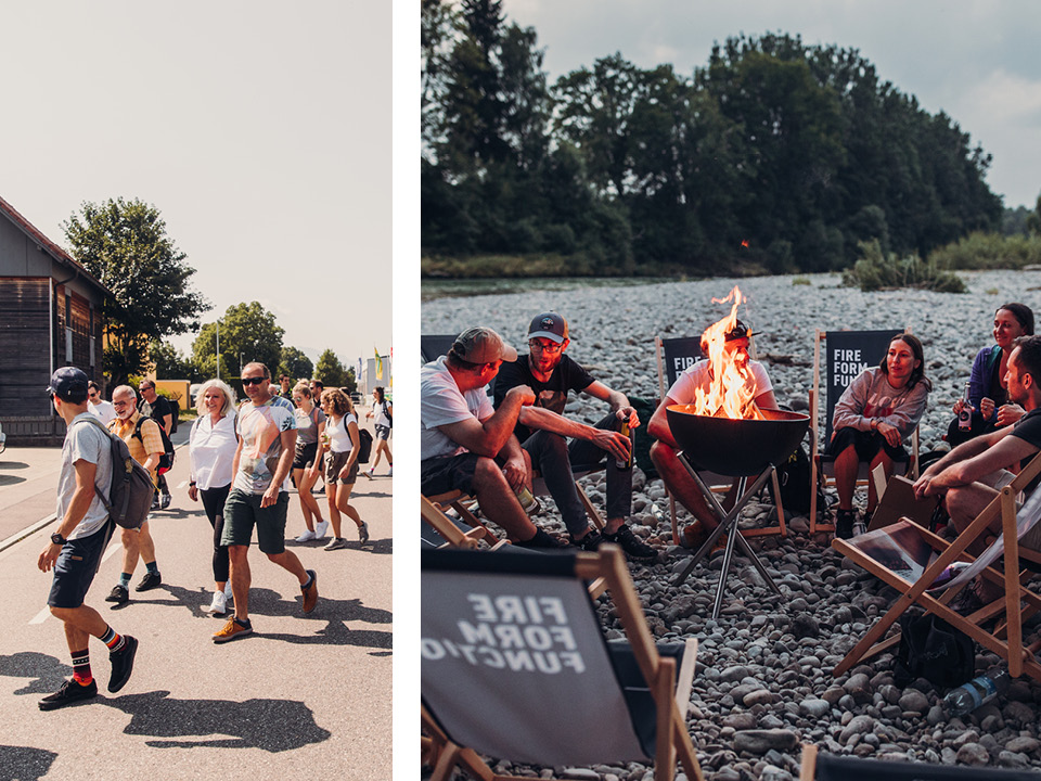 De foto toont een groep mensen die rond een vuurkorf zitten.